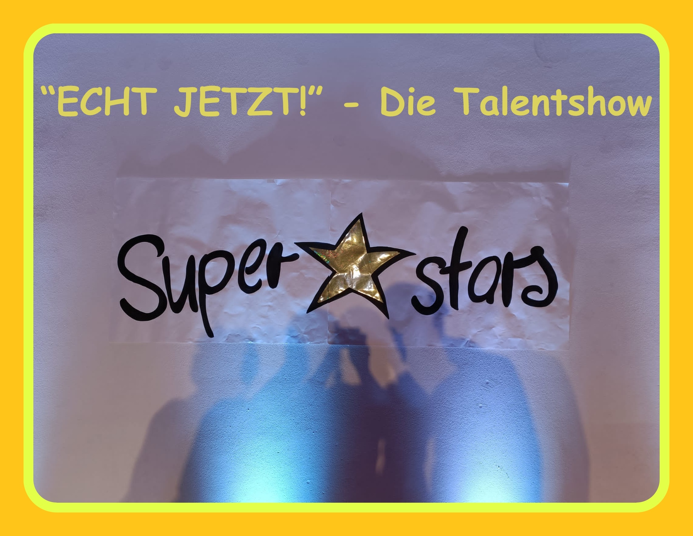 ECHT JETZT! - Die Theaterwerkstatt der Lebenshilfe Minden feierte Premiere! Birgit Klinksieck und Maja Pape erarbeiteten mit den Spielern eine skurrile Talentshow.